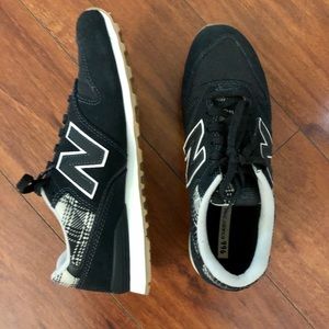 Gently Used Woman’s New Balance 996 Shoes